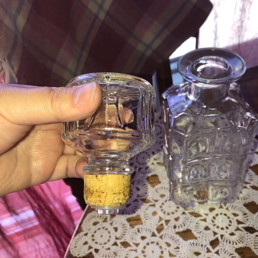 Whiskey Glass Decanter Liquor Tequila Vodka Brandy Alcohol Bottle Stopper